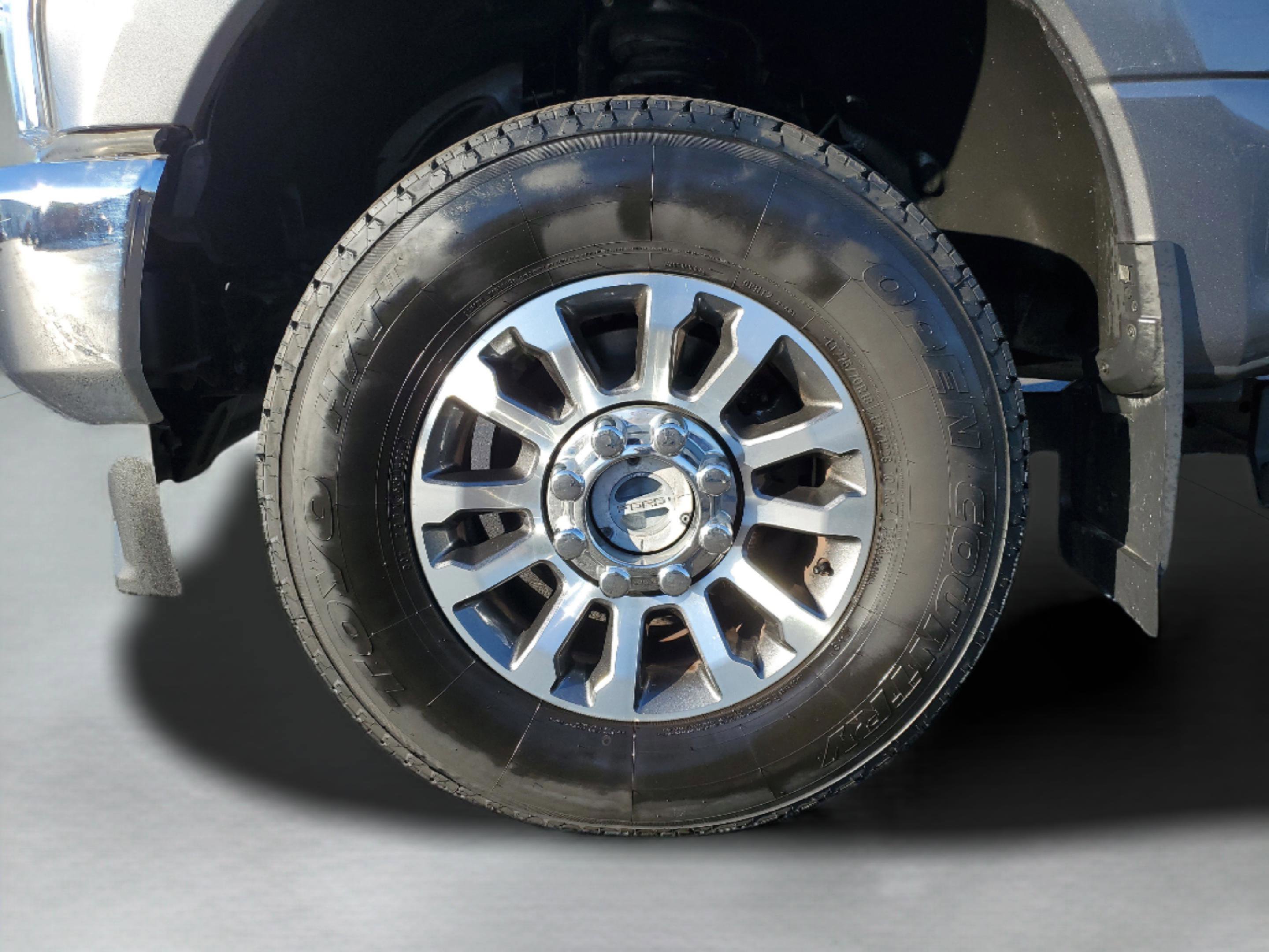 Certified 2021 Ford F350 Lariat w/ Lariat Value Package image 5