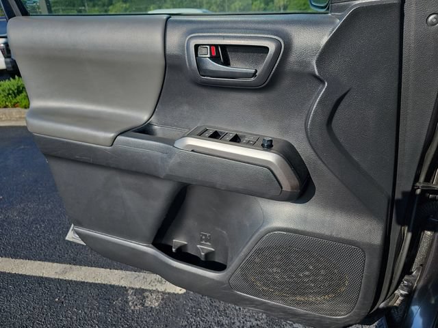 Used 2022 Toyota Tacoma SR5 w/ Technology Package RWD image 24