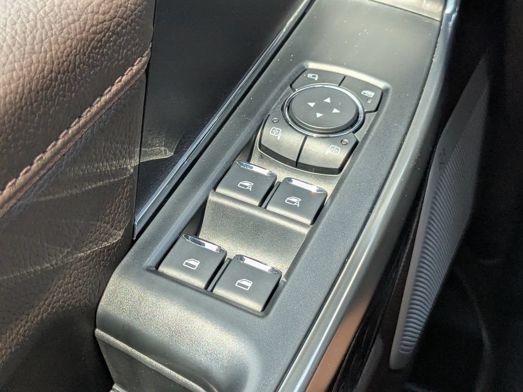 Certified 2025 Ford F150 King Ranch AWD/4WD image 23