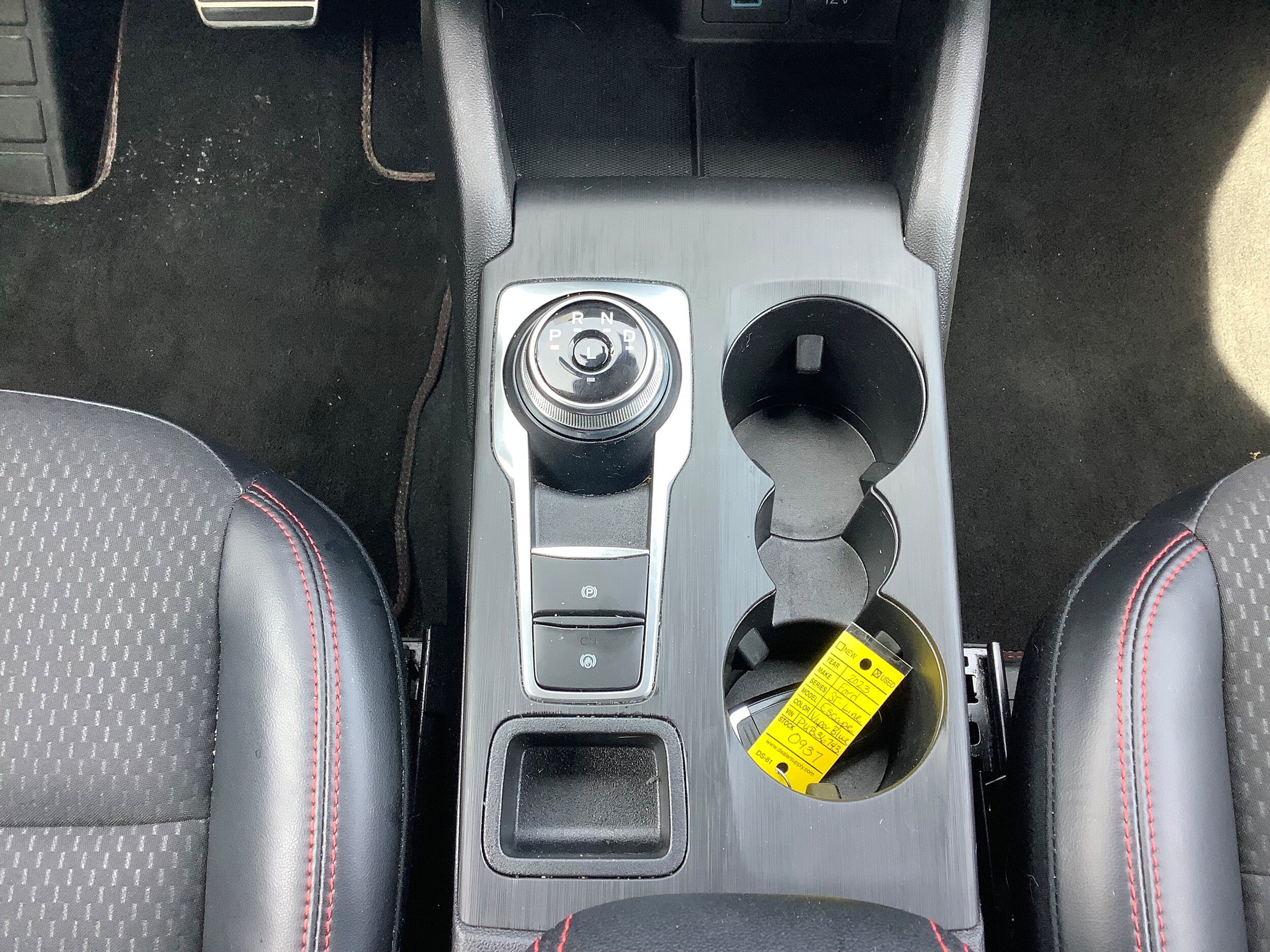 Certified 2023 Ford Escape ST-Line w/ Tech Pack #1 AWD/4WD image 9