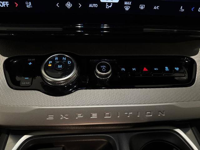 Certified 2025 Ford Expedition Active image 29