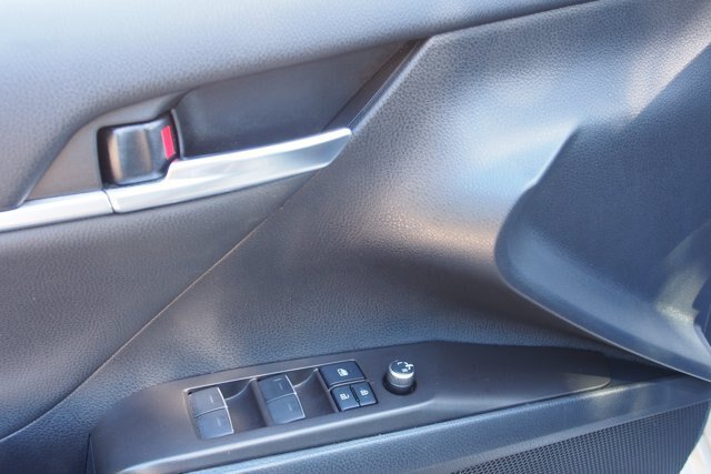 Used 2022 Toyota Camry XSE FWD image 21