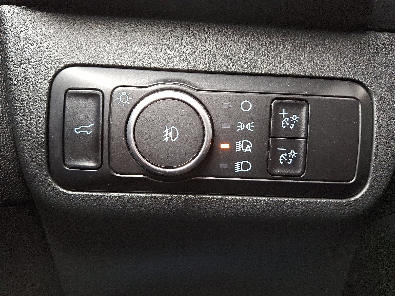 Certified 2023 Ford Escape ST-Line Elite w/ Premium Technology Package image 26