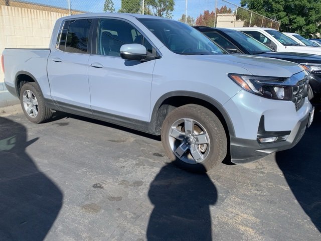 Used 2025 Honda Ridgeline RTL image 2
