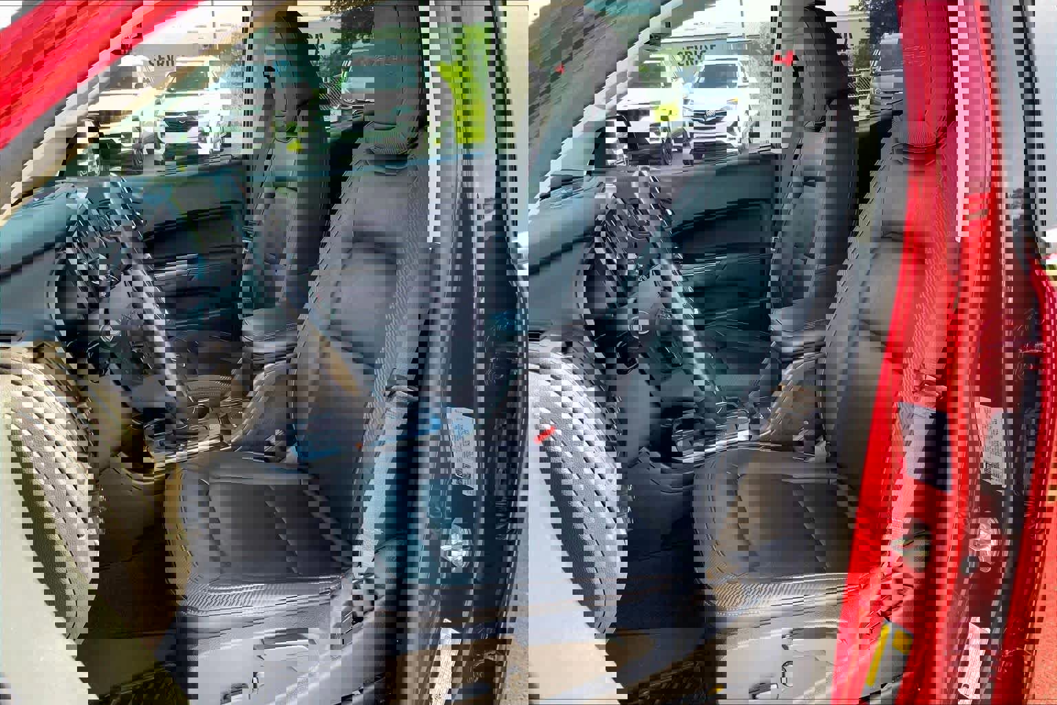 Used 2022 GMC Canyon AT4 w/ Driver Alert Package image 9