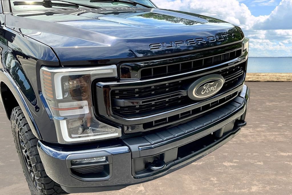 Certified 2022 Ford F250 Lariat w/ Tremor Off-Road Package AWD/4WD image 35