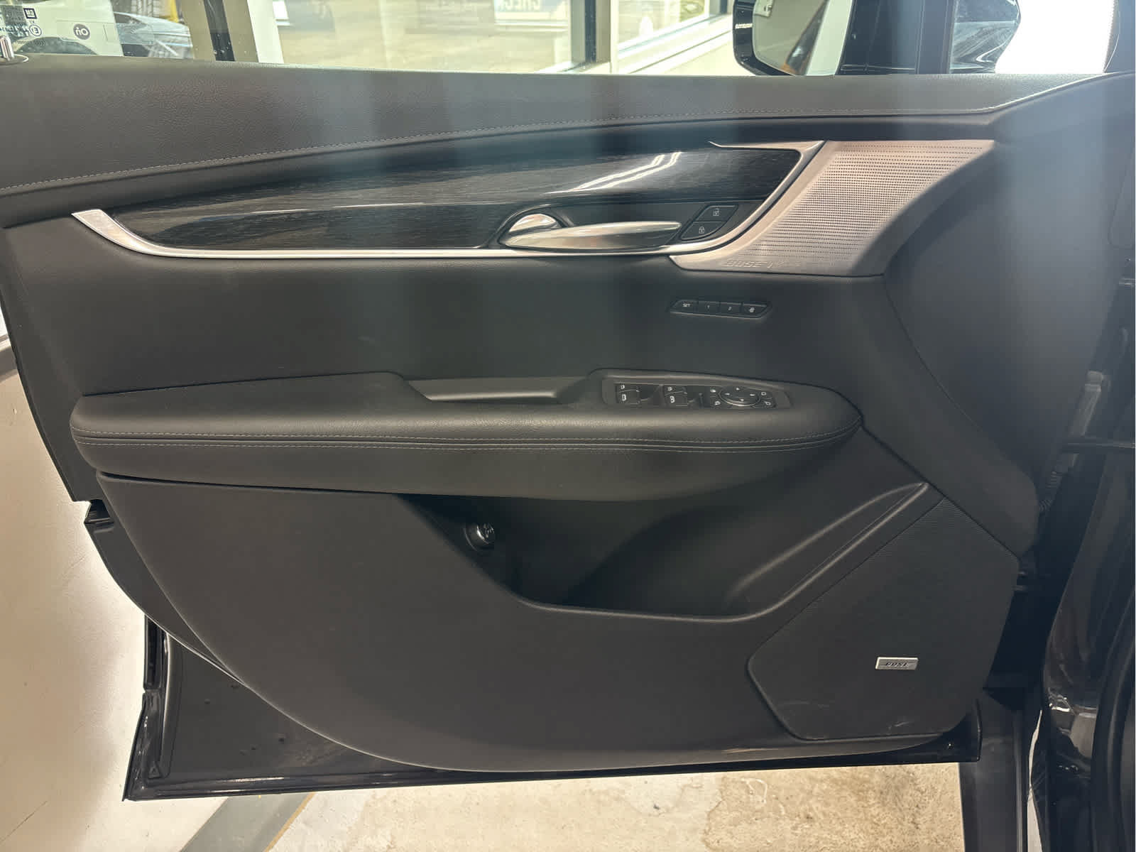 Used 2020 Cadillac XT5 Premium Luxury AWD/4WD image 17