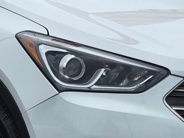 Used 2017 Hyundai Santa Fe Sport AWD/4WD image 15