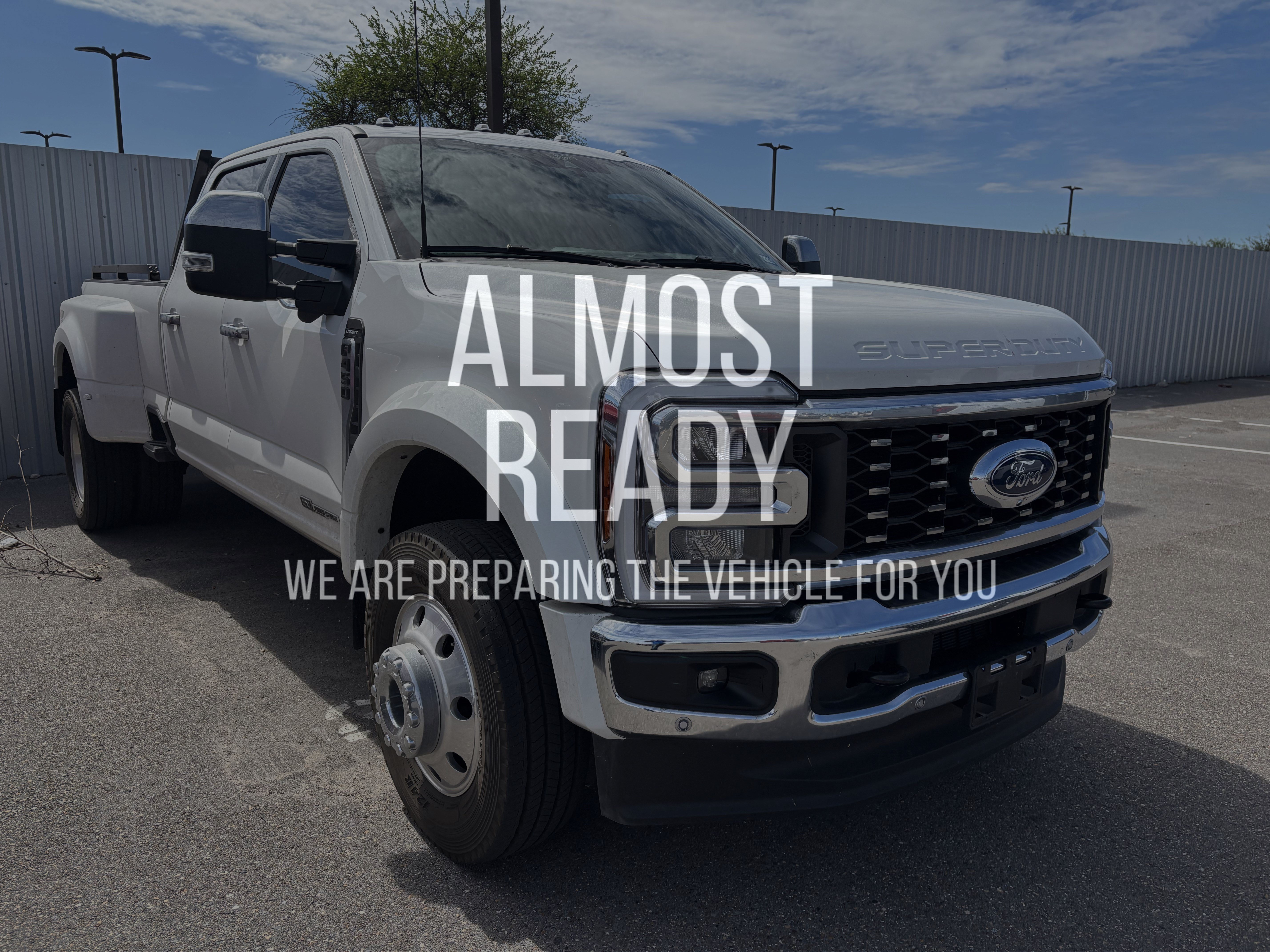 Certified 2026 Ford F450 Lariat w/ Lariat Ultimate Package AWD/4WD image 5