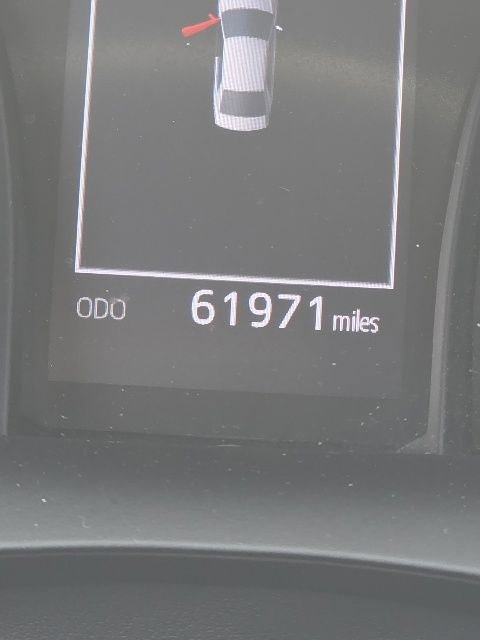 Used 2023 Toyota Camry SE FWD image 14