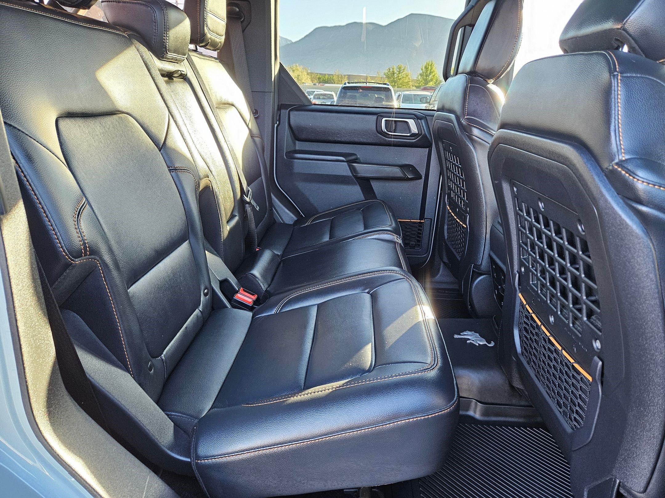 Certified 2024 Ford Bronco Badlands AWD/4WD image 32