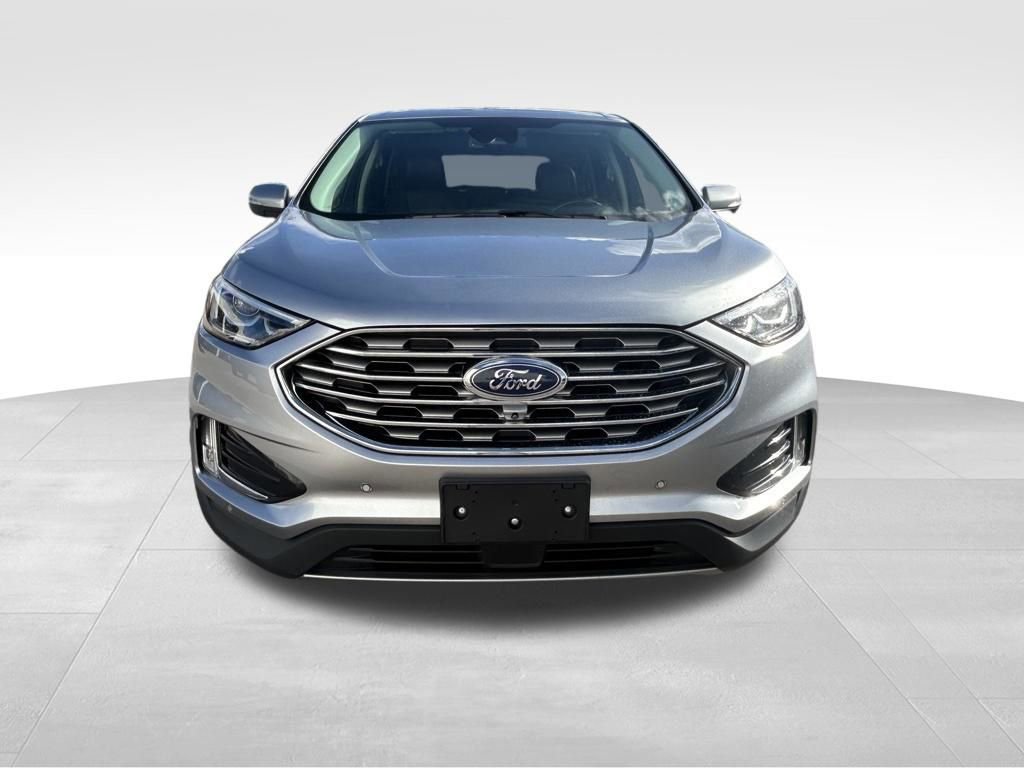 Certified 2022 Ford Edge Titanium w/ Equipment Group 301A image 26