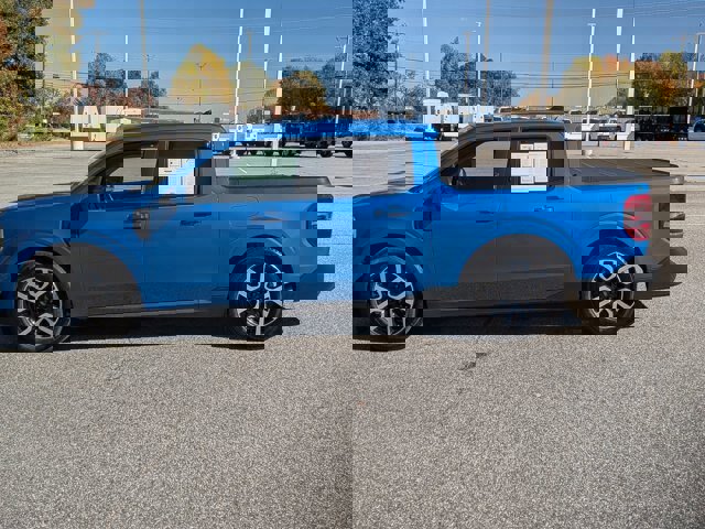 Certified 2022 Ford Maverick Lariat w/ Lariat Luxury Package image 2