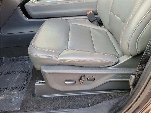 Certified 2025 Ford Expedition Active image 21