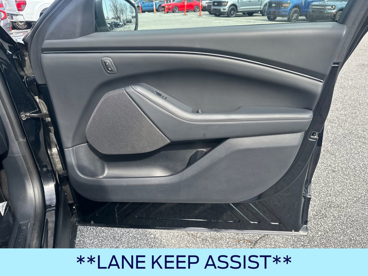 Certified 2025 Ford Mustang Mach-E Select w/ Comfort Package Lite image 16