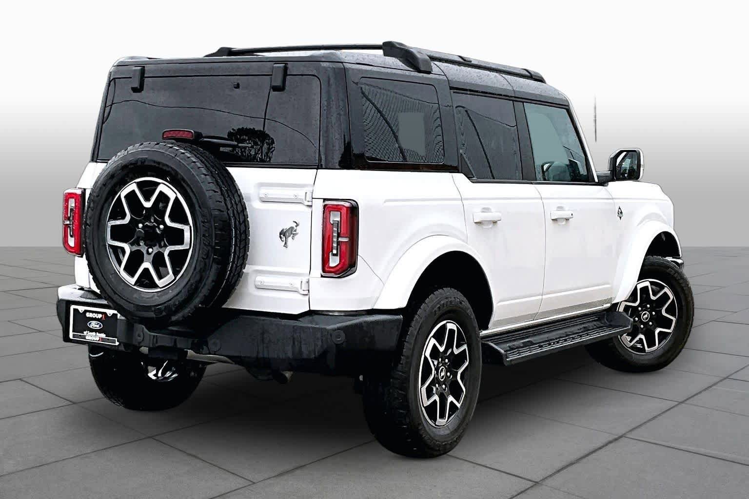 Certified 2025 Ford Bronco Outer Banks AWD/4WD image 13