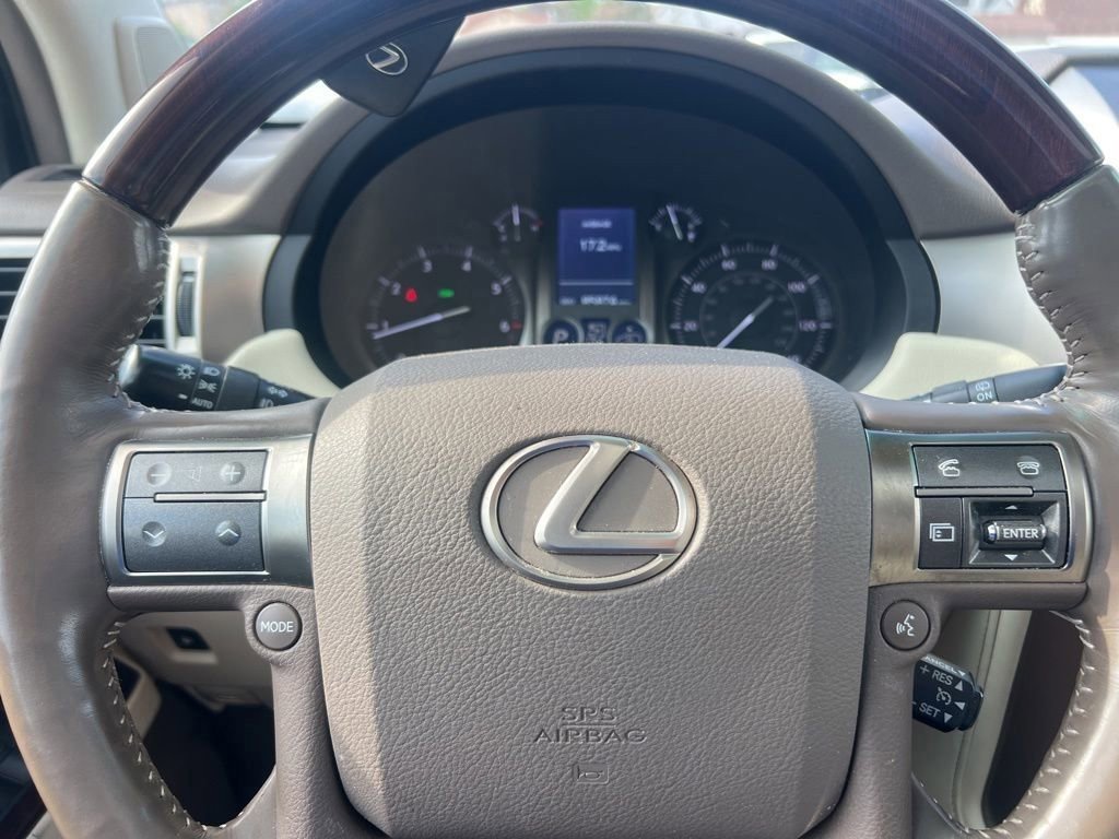 Used 2018 Lexus GX 460 Luxury w/ Preferred Accessory Package AWD/4WD image 31