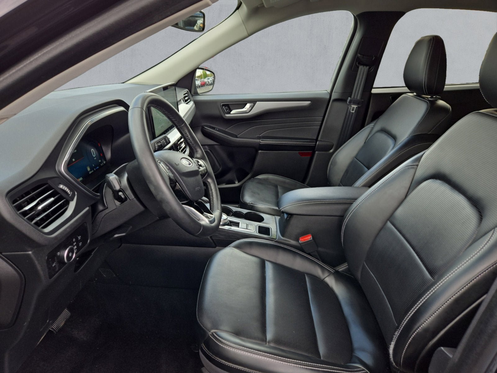 Certified 2023 Ford Escape Platinum AWD/4WD image 11