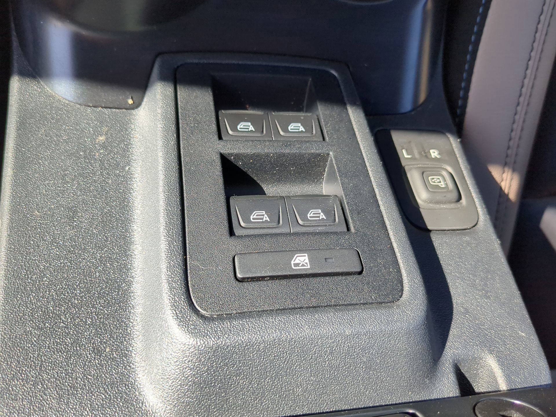 Certified 2024 Ford Bronco Wildtrak AWD/4WD image 47