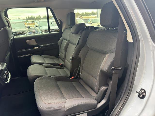 Certified 2025 Ford Expedition Active image 37