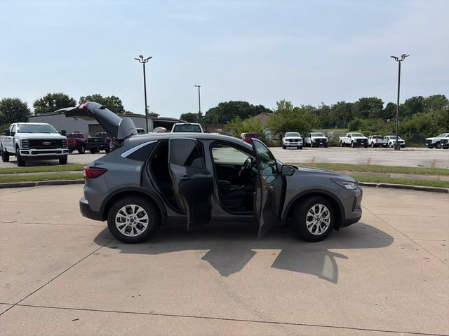 Certified 2024 Ford Escape Active FWD image 32