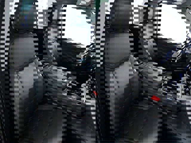 Certified 2025 Ford Expedition Active image 11