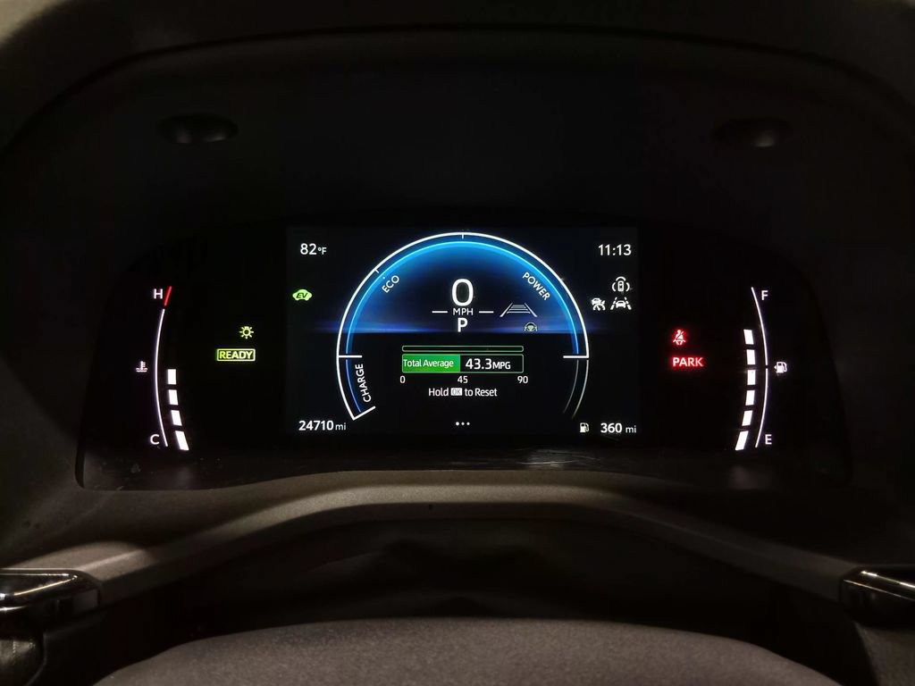 Used 2025 Toyota Camry SE w/ Convenience Package FWD image 21