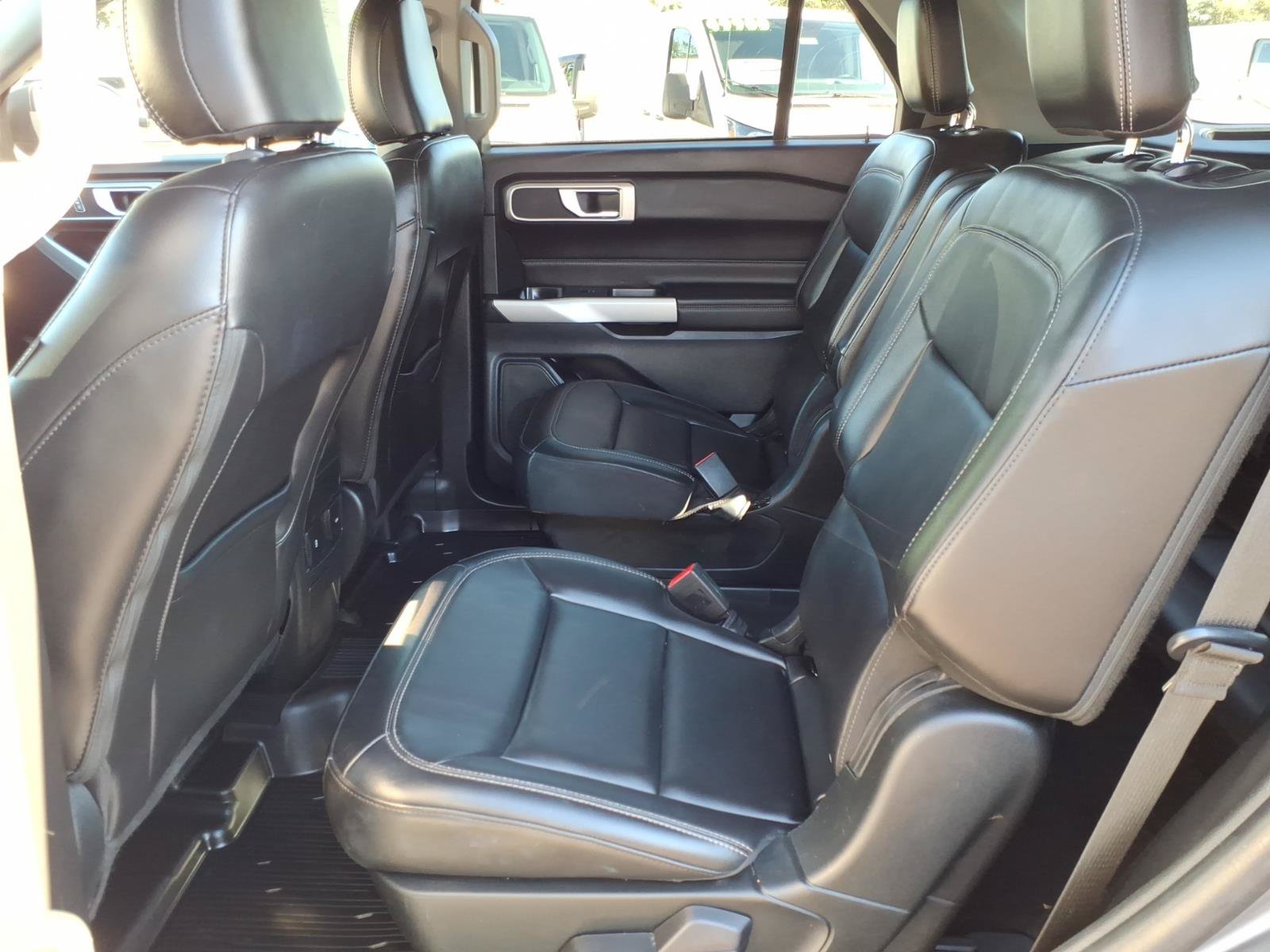 Certified 2023 Ford Explorer XLT w/ Equipment Group 202A RWD image 14