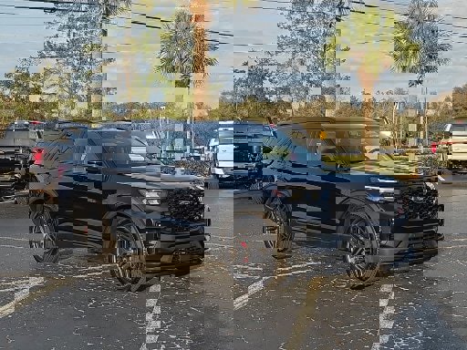 Certified 2025 Ford Explorer ST image 5