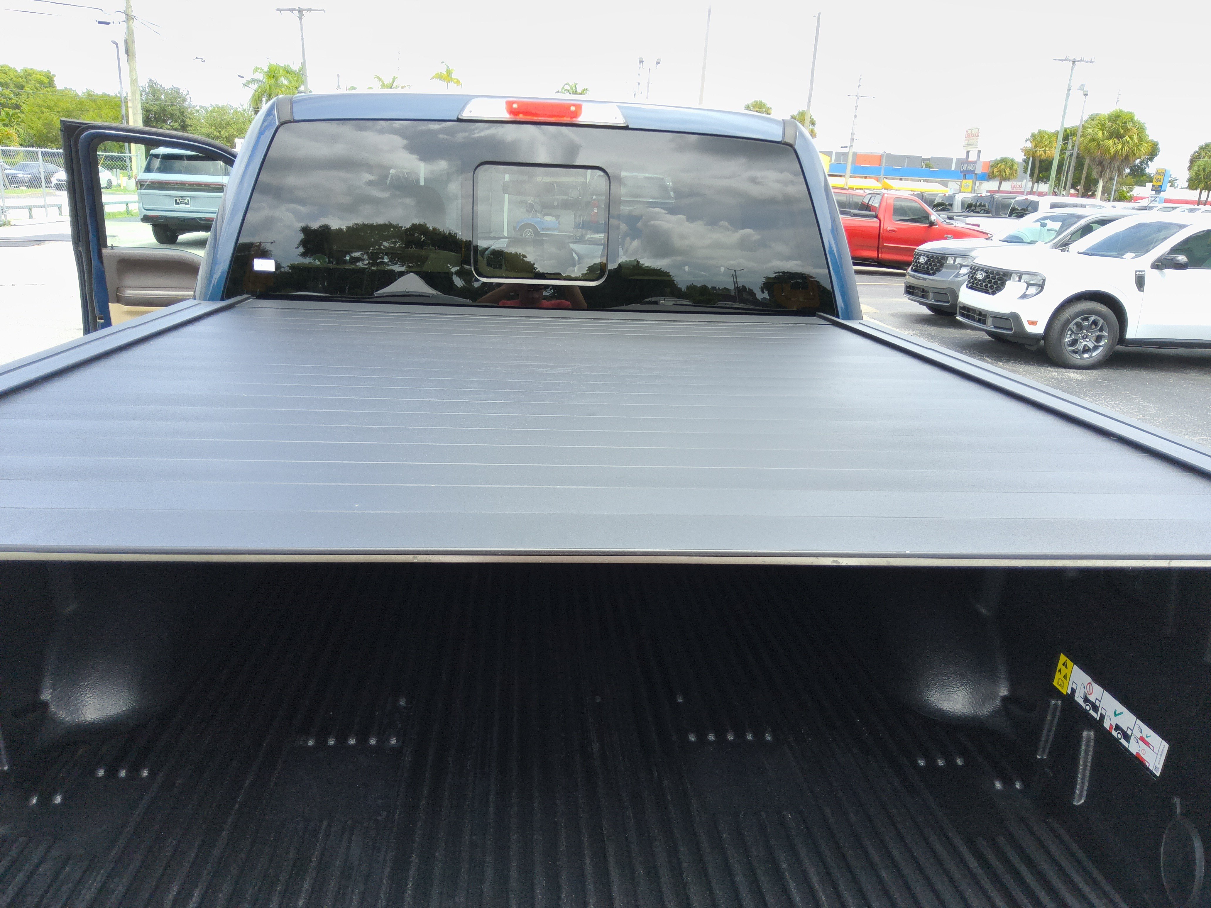 Certified 2019 Ford F150 Lariat w/ Equipment Group 502A Luxury AWD/4WD image 19