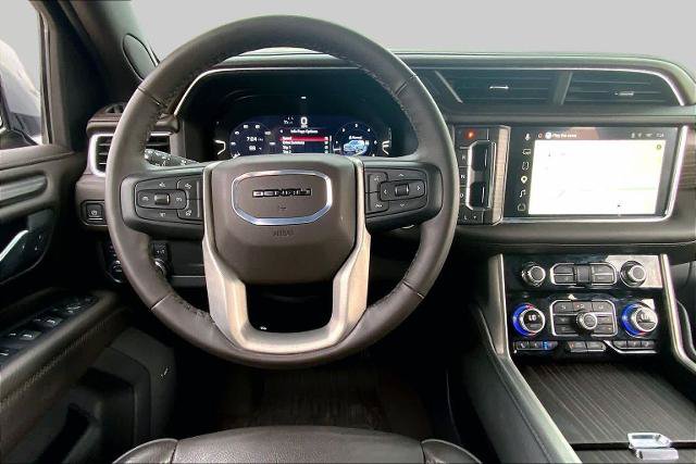 Used 2024 GMC Yukon XL Denali AWD/4WD image 6