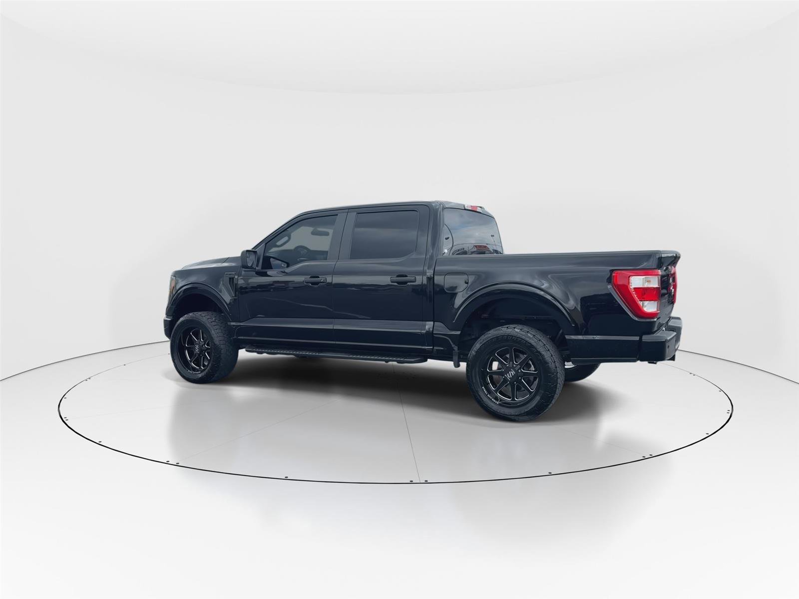 Certified 2023 Ford F150 XL w/ STX Appearance Package image 6