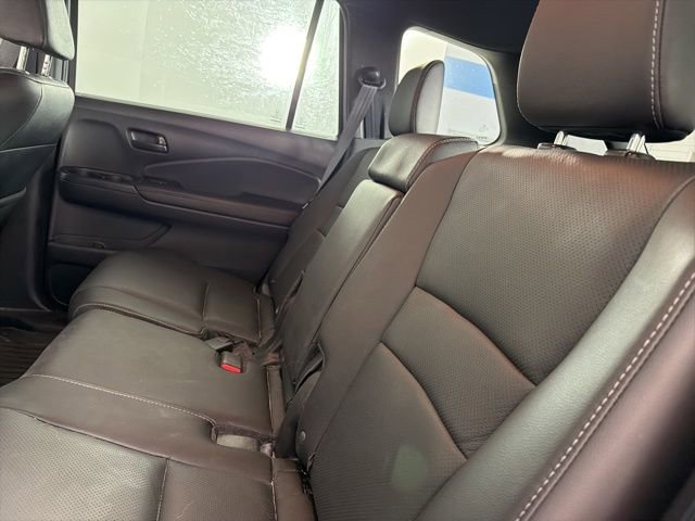 Used 2023 Honda Passport EX-L image 13