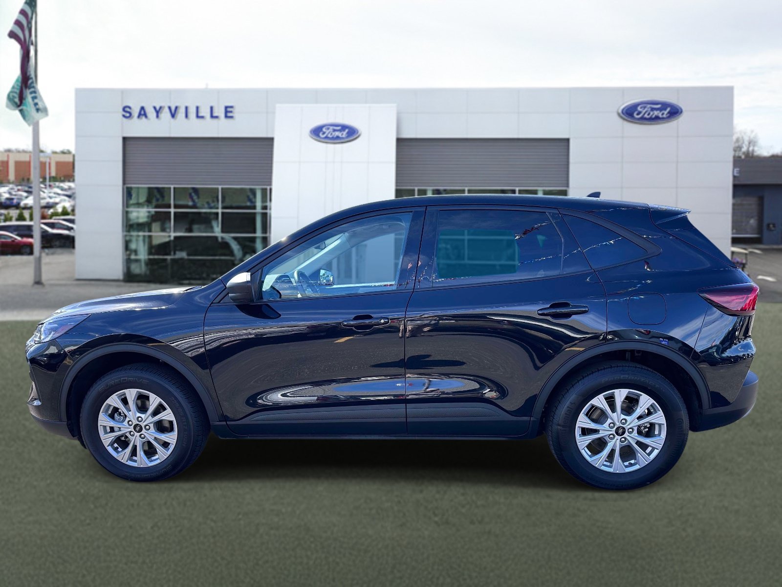 Certified 2025 Ford Escape Active AWD/4WD image 2