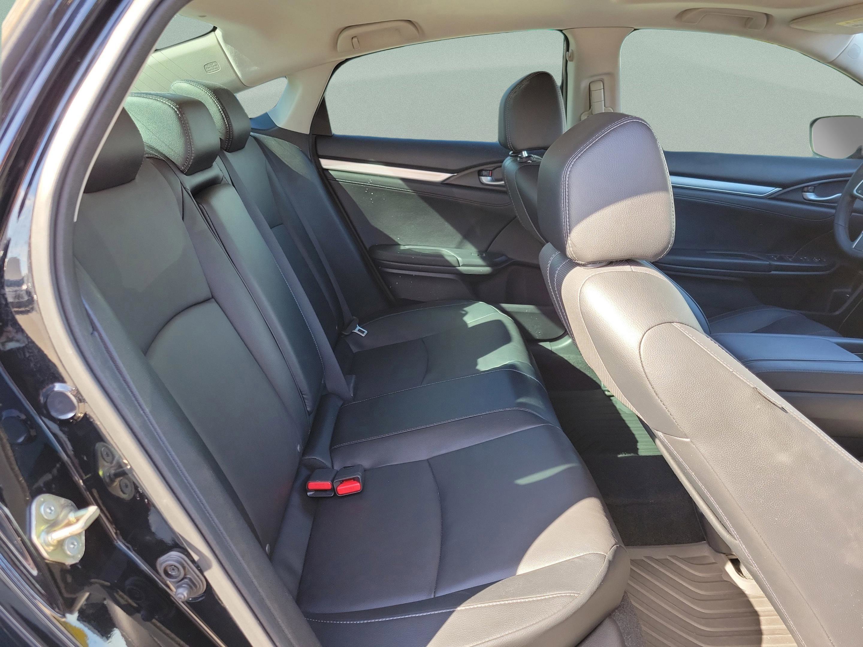 Used 2017 Honda Civic Touring image 28