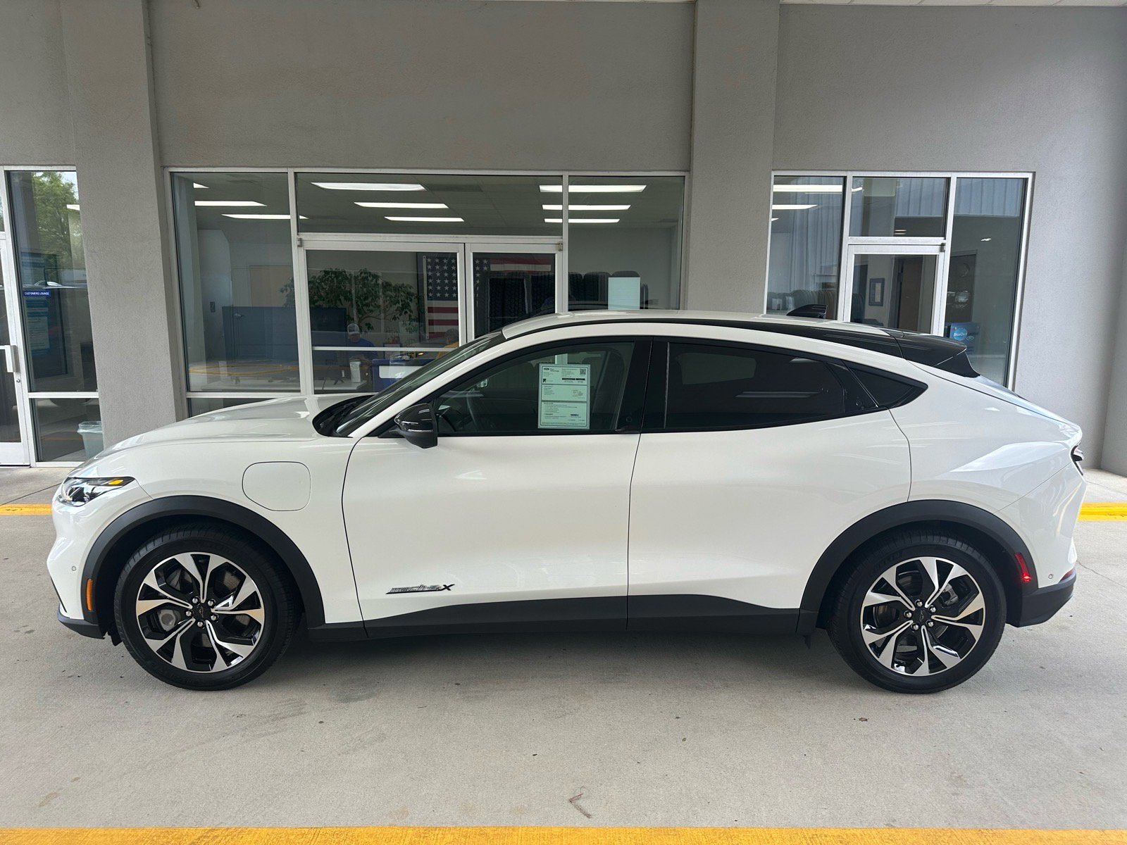 Certified 2024 Ford Mustang Mach-E Select image 2