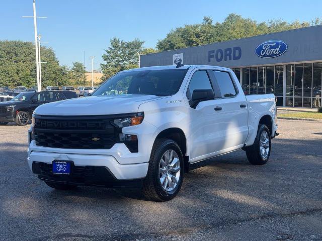 Used 2024 Chevrolet Silverado 1500 Custom AWD/4WD image 5