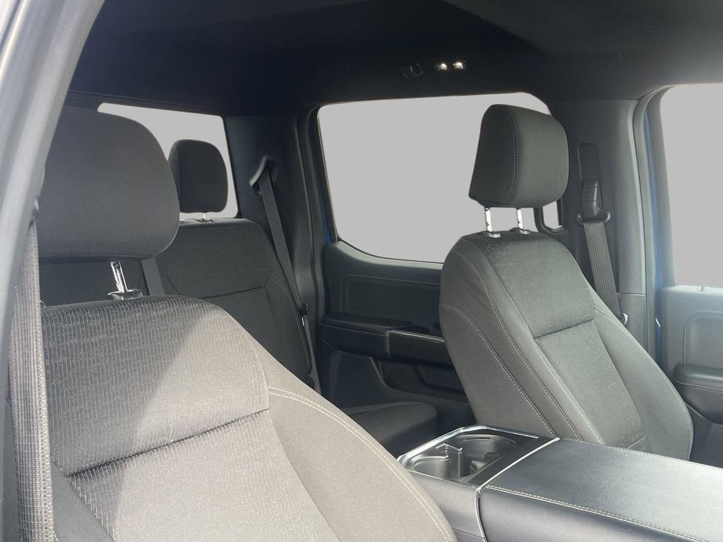 Certified 2022 Ford F150 XLT w/ Equipment Group 302A High image 16