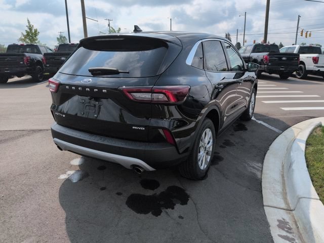 Certified 2024 Ford Escape Active AWD/4WD image 5