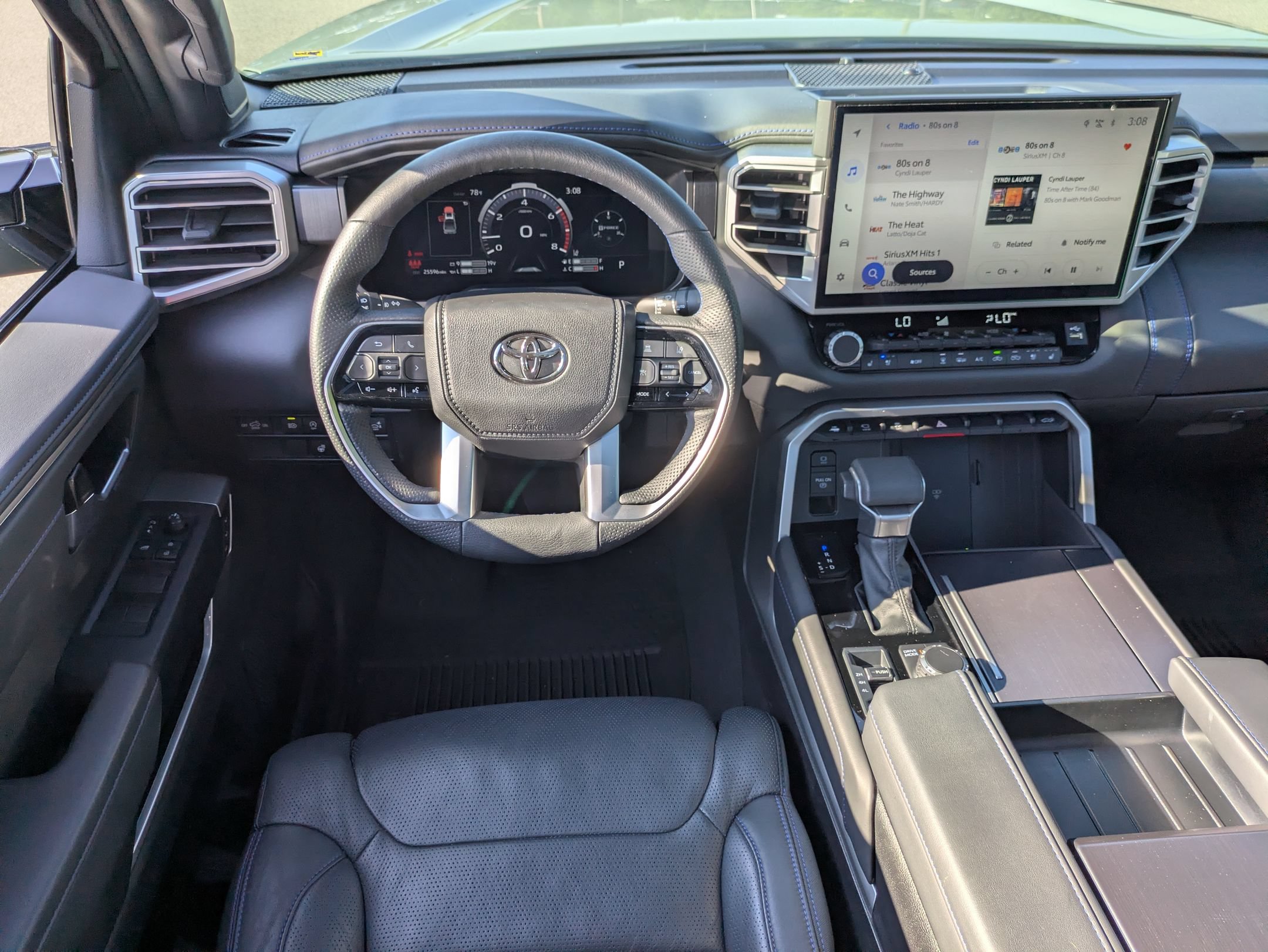 Used 2025 Toyota Tundra Platinum AWD/4WD image 32
