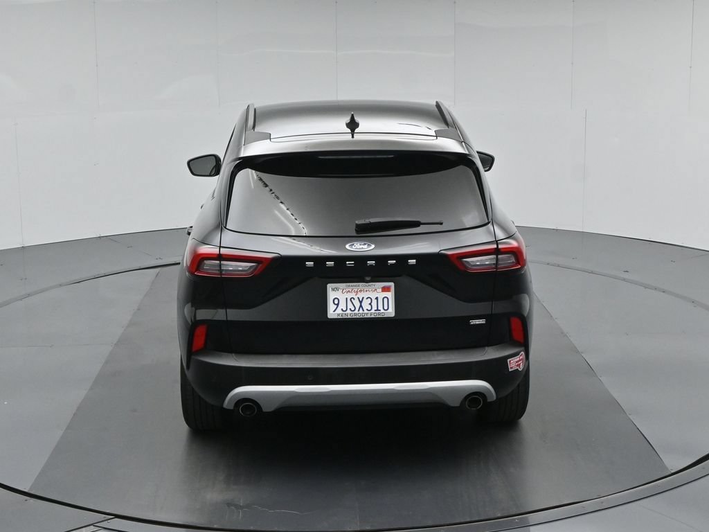 Certified 2023 Ford Escape SE FWD image 43