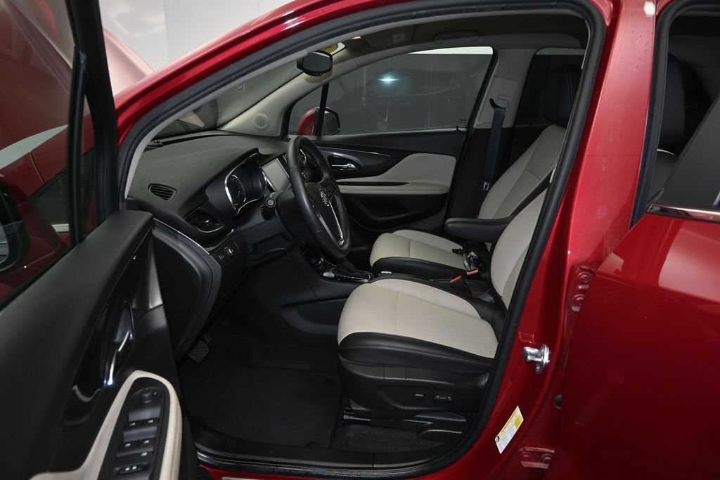 Used 2017 Buick Encore Preferred FWD image 17