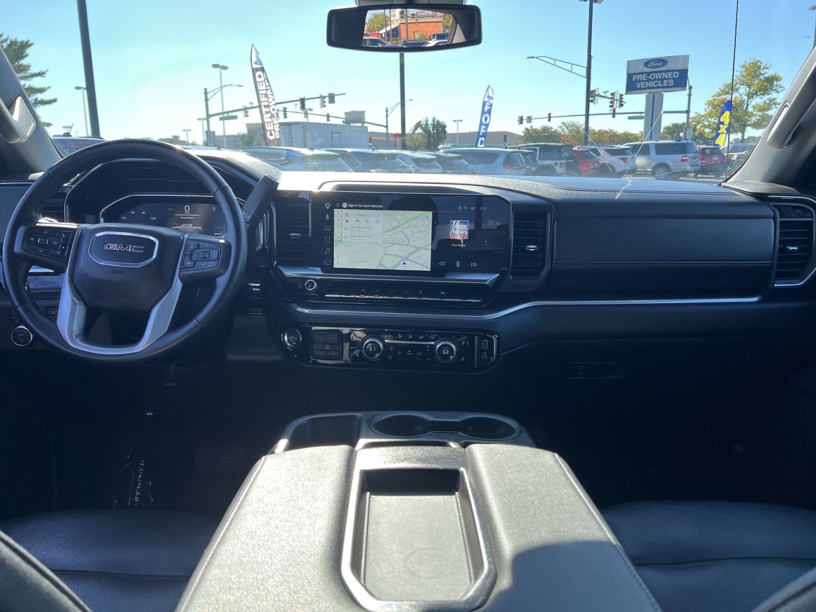 Used 2025 GMC Sierra 1500 SLT AWD/4WD image 23