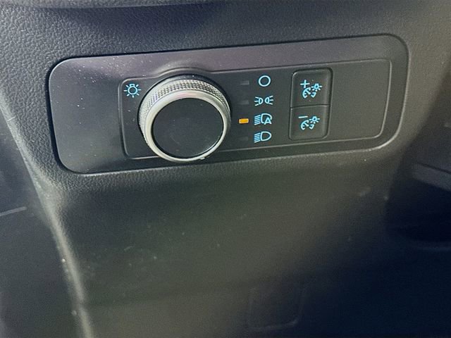 Certified 2020 Ford Escape SE image 16