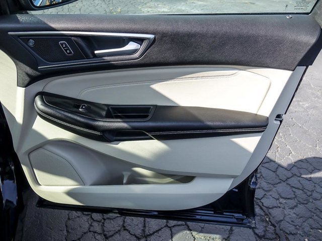 Certified 2024 Ford Edge Titanium w/ Cargo Accessory Package image 29