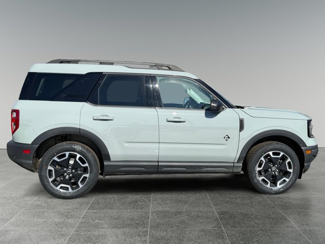 Certified 2023 Ford Bronco Sport Outer Banks AWD/4WD image 6