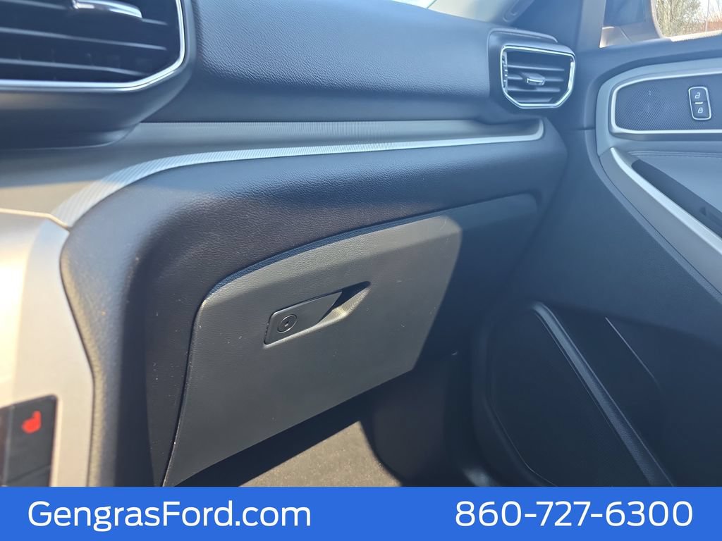Certified 2022 Ford Explorer XLT w/ Equipment Group 202A AWD/4WD image 42