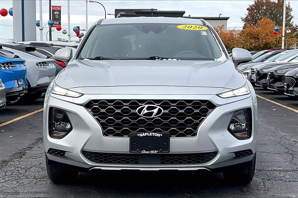 Used 2020 Hyundai Santa Fe SE image 2