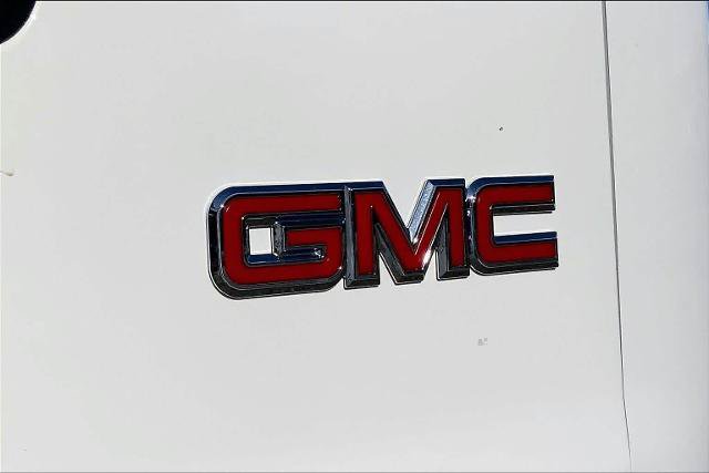 Used 2020 GMC Savana 2500 w/ Driver Convenience Package RWD image 19