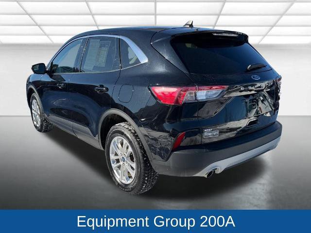 Certified 2022 Ford Escape SE w/ Cold Weather Package image 3